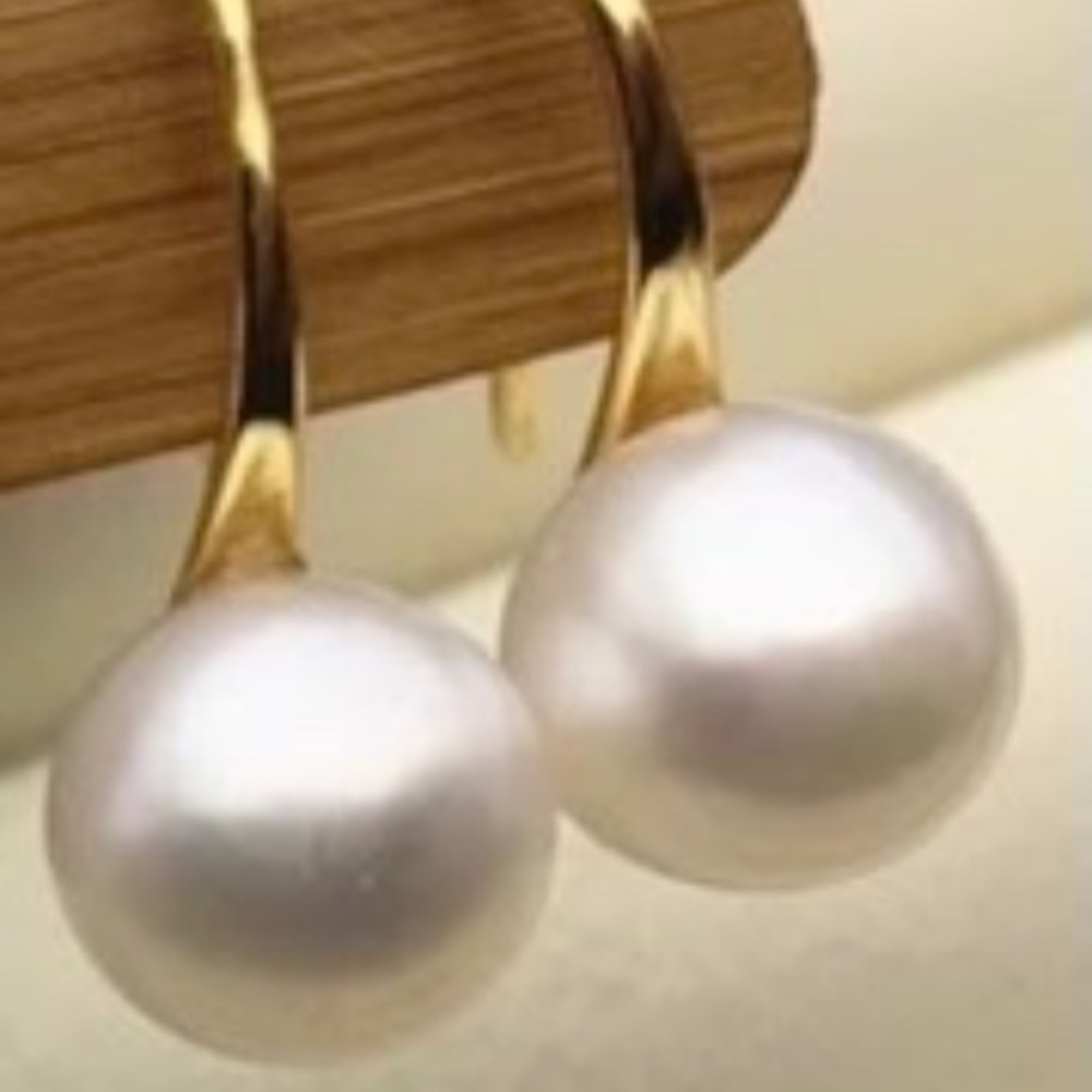 14K Gold Plated 7.5mm AAA Button Round Pearl High Heeled Dangle Earrings - Picture 3 of 7
